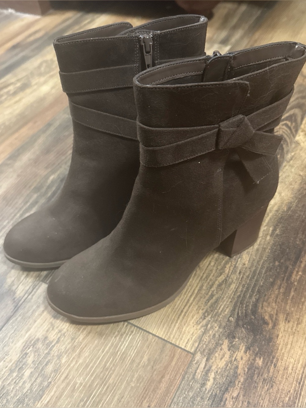 American Eagle Boots Women’s Ankle Booties Brown Side Zip Casual Block Heels 10